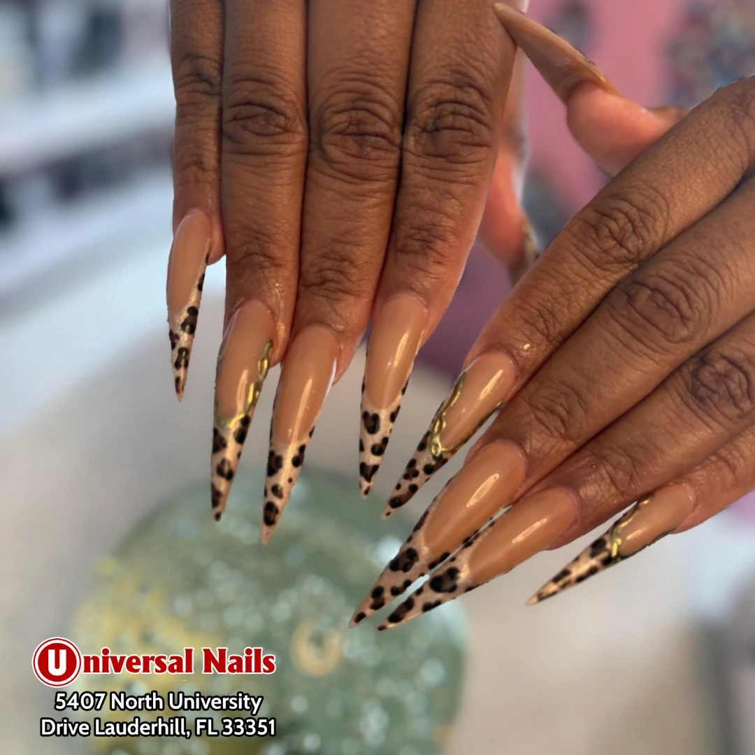 Universal Nails & Spa